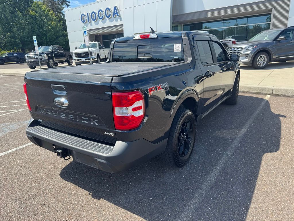 2022 Ford Maverick Lariat photo 3