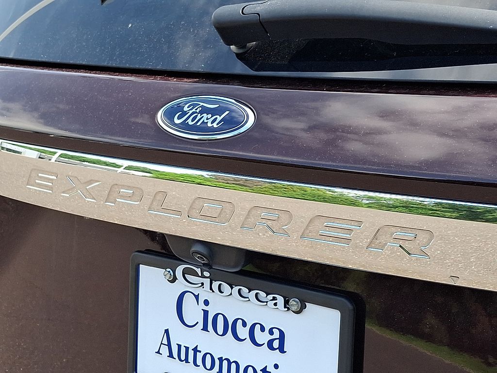 2022 Ford Explorer XLT - Photo 31