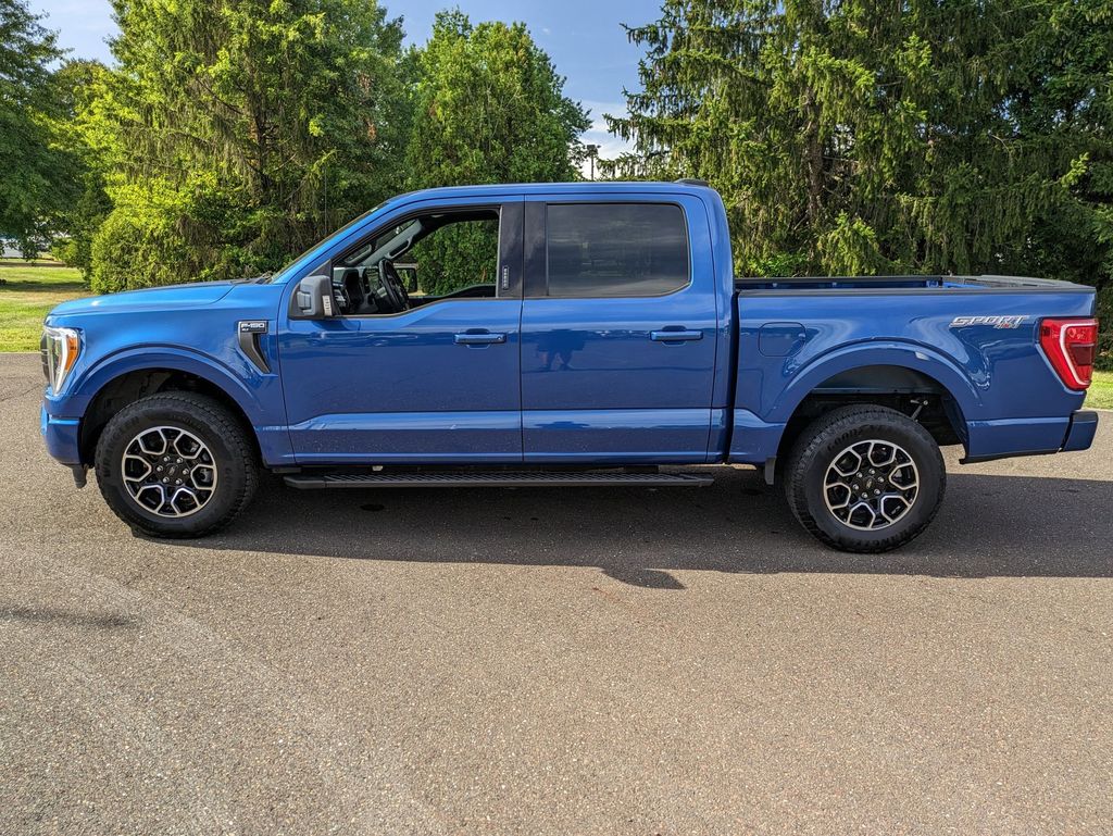 2022 Ford F-150 XLT photo 4