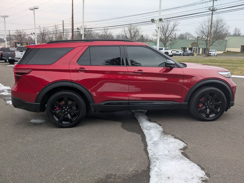 Used 2024 Ford Explorer ST SUV