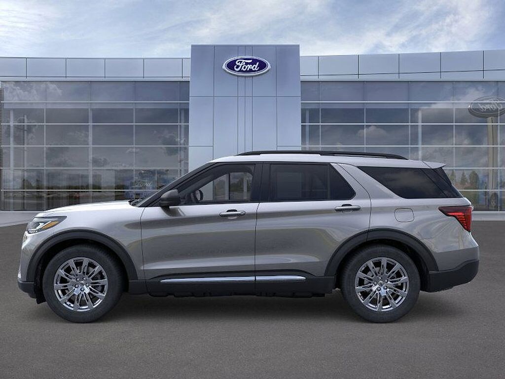 New 2025 Ford Explorer Active SUV