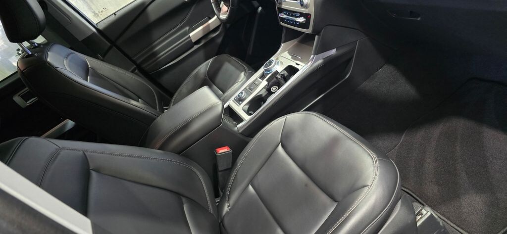 Used 2023 Ford Explorer XLT SUV