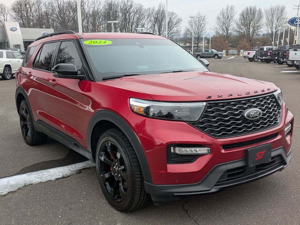 Used 2024 Ford Explorer ST SUV