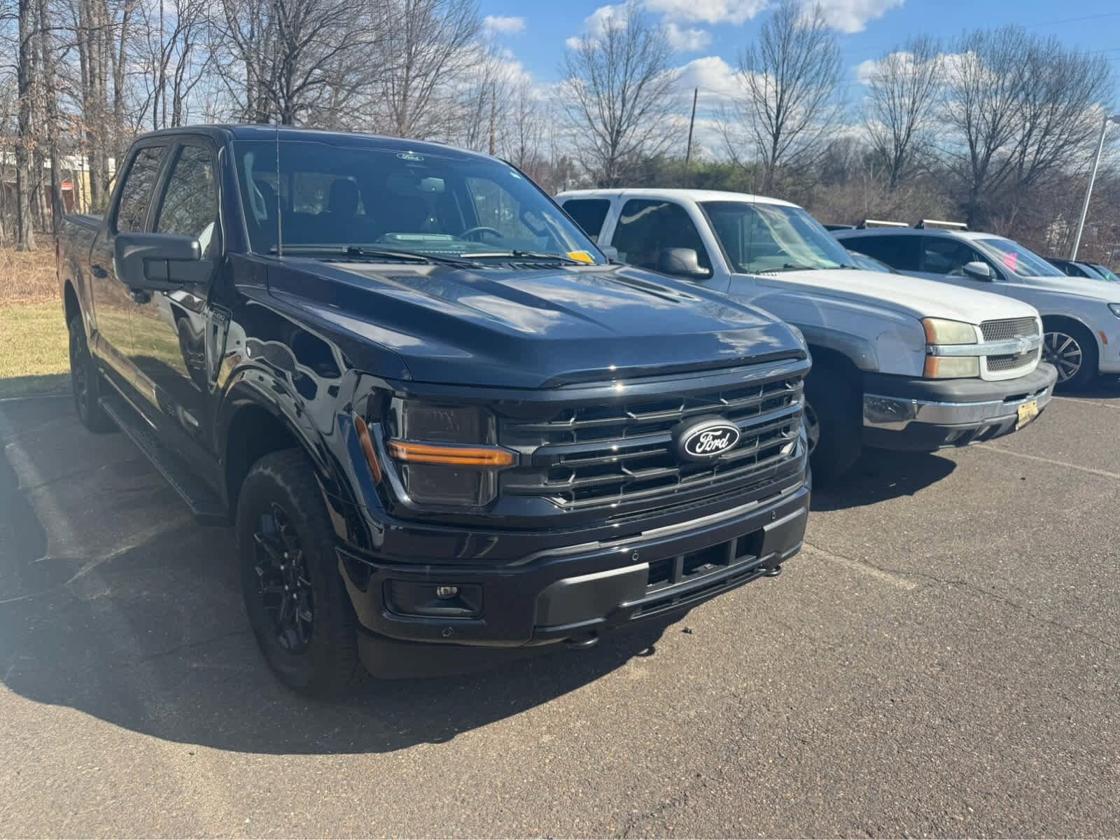 2024 Ford F-150 XLT photo 3