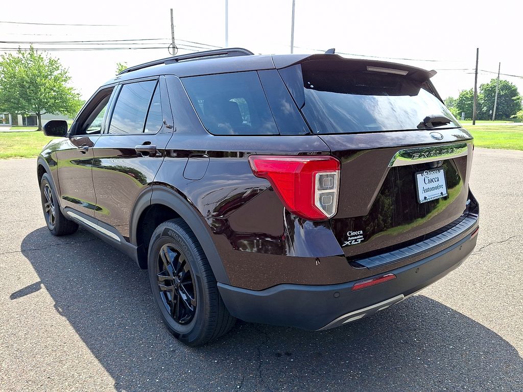 2022 Ford Explorer XLT - Photo 6