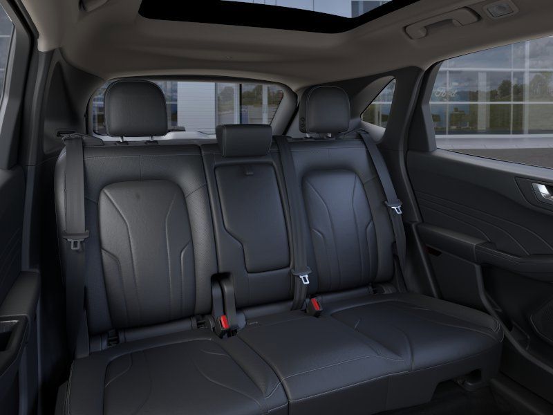 2025 Ford Escape Platinum - Photo 11