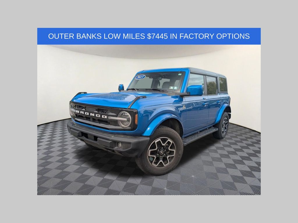 2023 Ford Bronco Outer Banks 4x4's photo