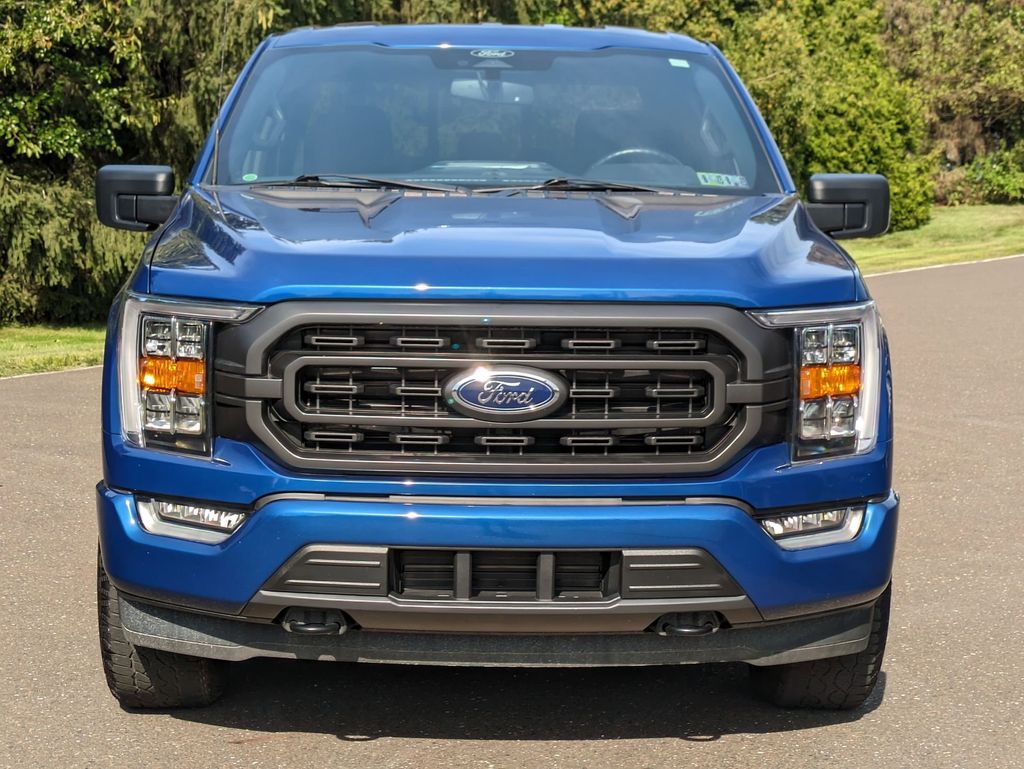 2022 Ford F-150 XLT photo 2