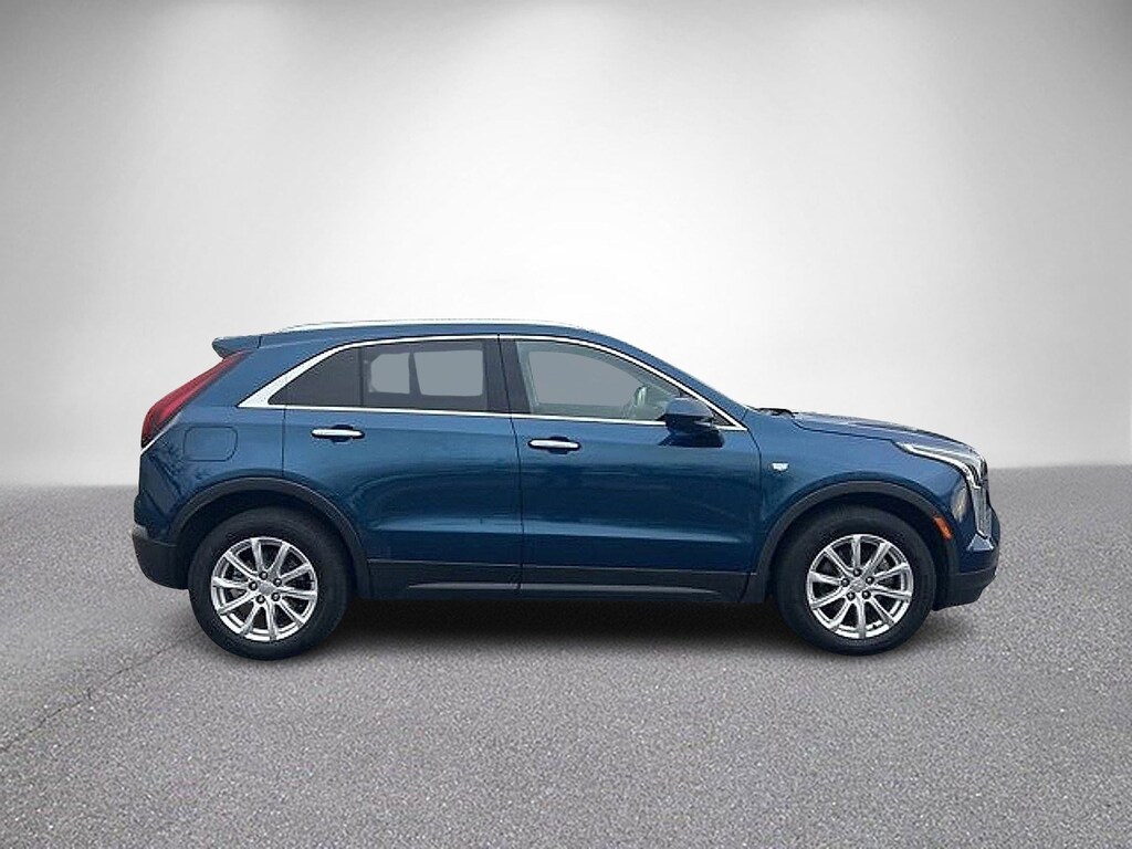 Used 2019 Cadillac XT4 AWD Luxury SUV