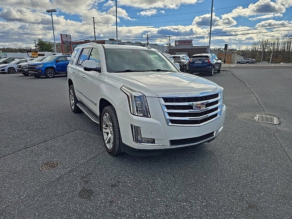 Used 2020 Cadillac Escalade Luxury SUV