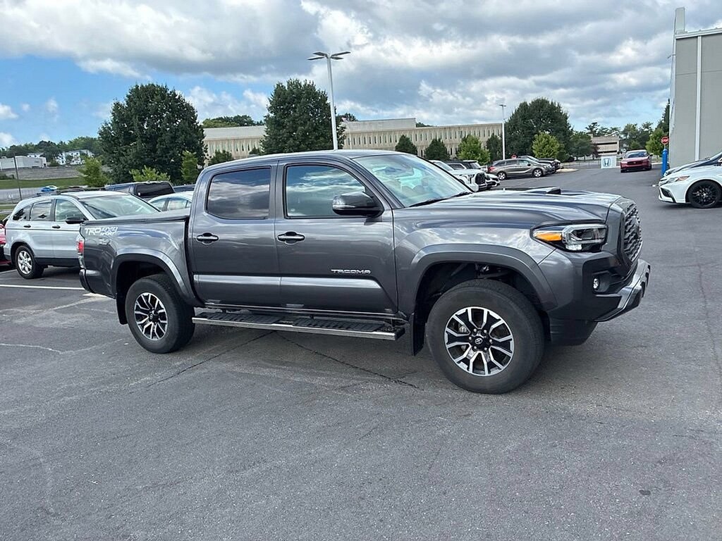 Certified 2022 Toyota Tacoma 4WD Truck Double Cab