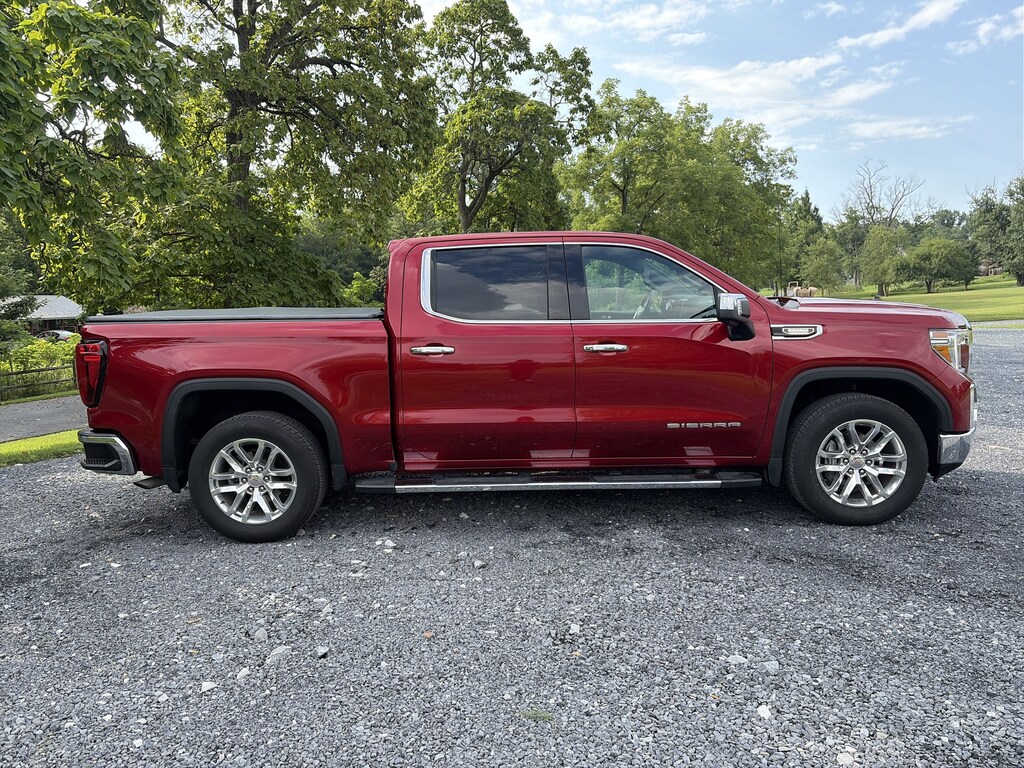 Used 2021 GMC Sierra 1500 SLT Truck Crew Cab