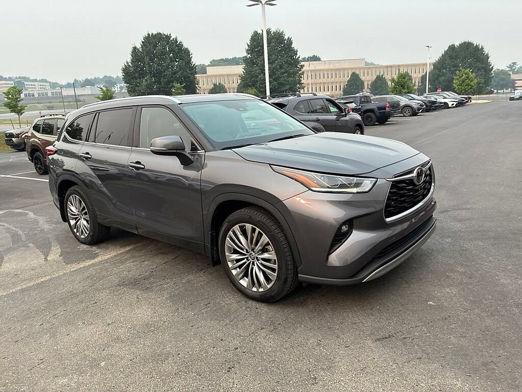 Certified 2021 Toyota Highlander Platinum SUV