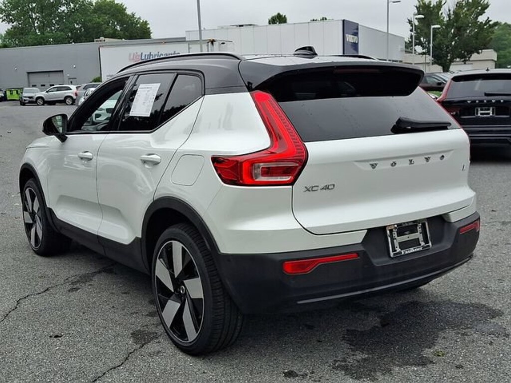 Certified 2023 Volvo XC40 Recharge Pure Electric Ultimate SUV