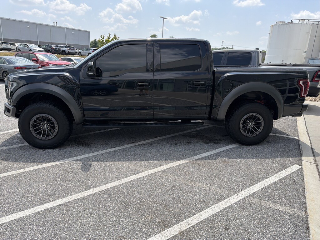 Used 2020 Ford F-150 Raptor Truck SuperCrew Cab