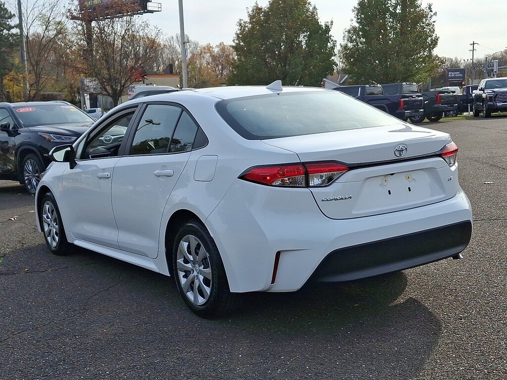 Certified 2025 Toyota Corolla LE Sedan