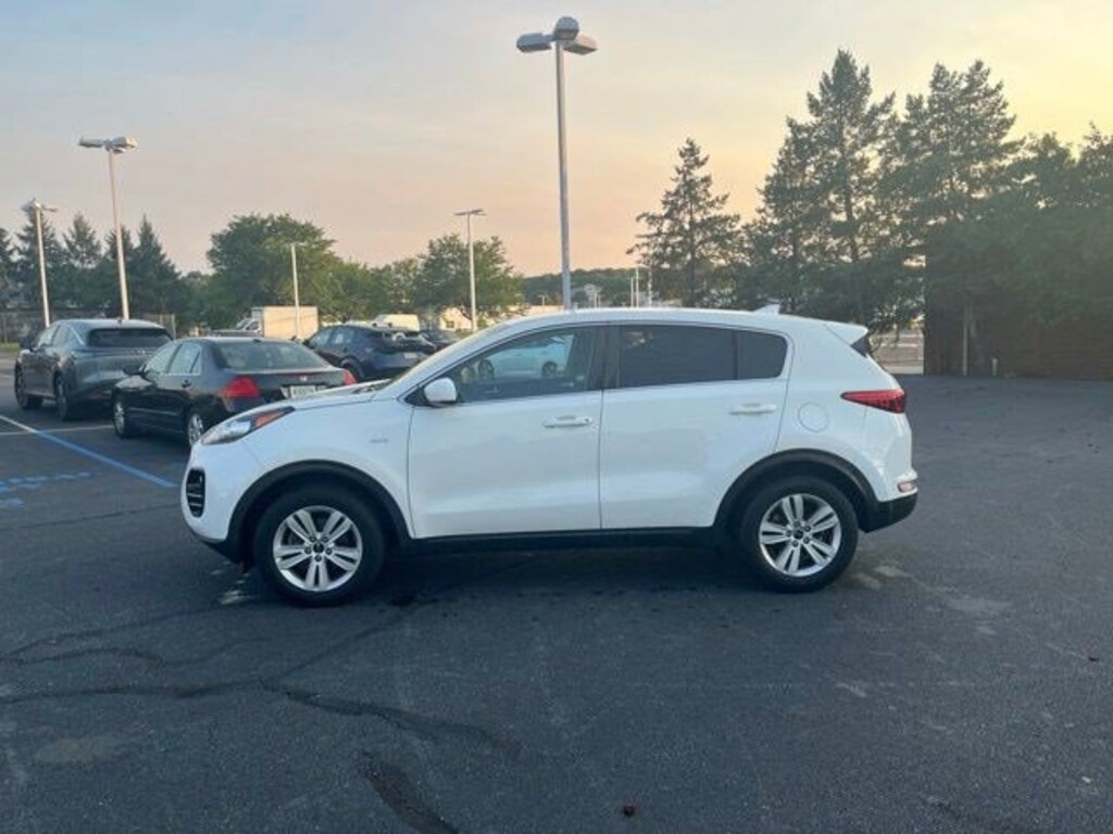 Used 2018 Kia Sportage LX SUV