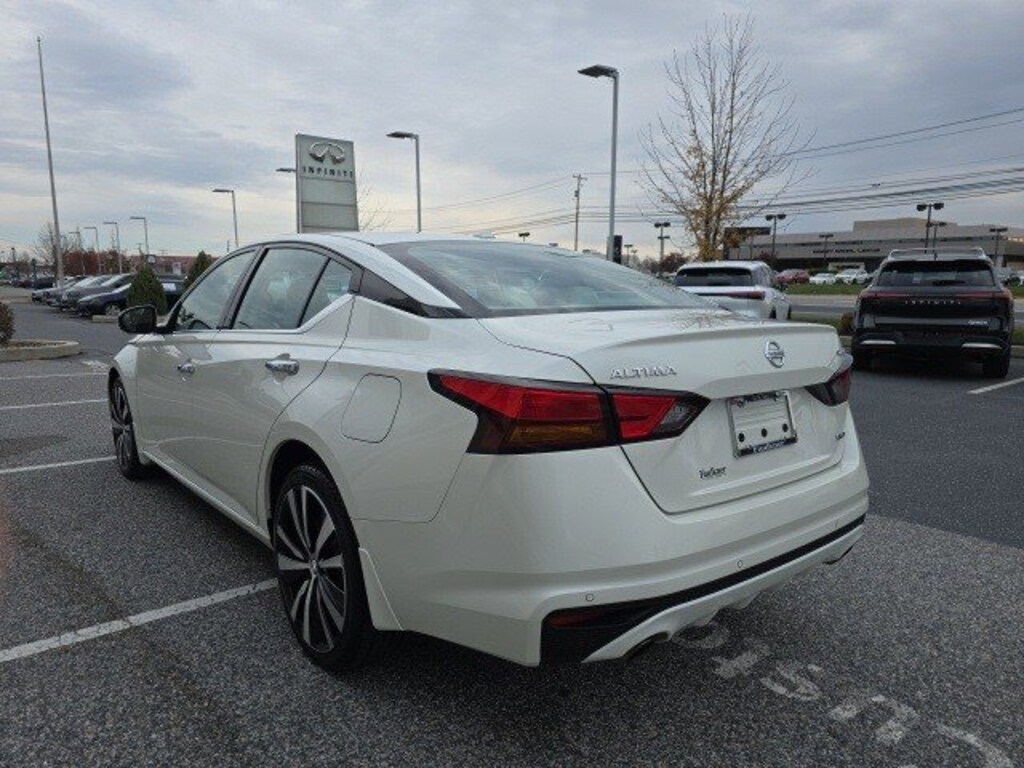Used 2020 Nissan Altima 2.5 Platinum Sedan