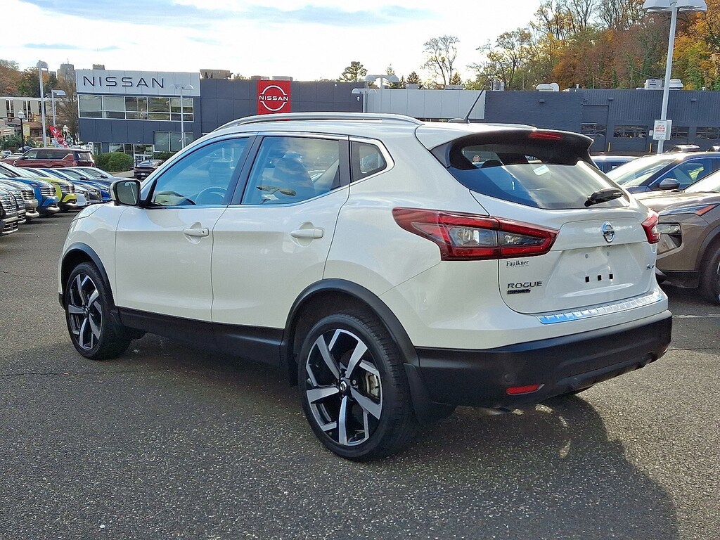 Certified 2022 Nissan Rogue Sport SL SUV