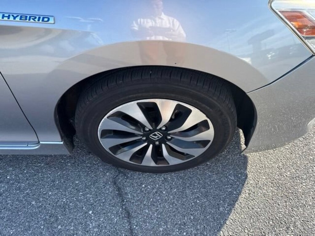 Used 2017 Honda Accord Hybrid Touring Sedan