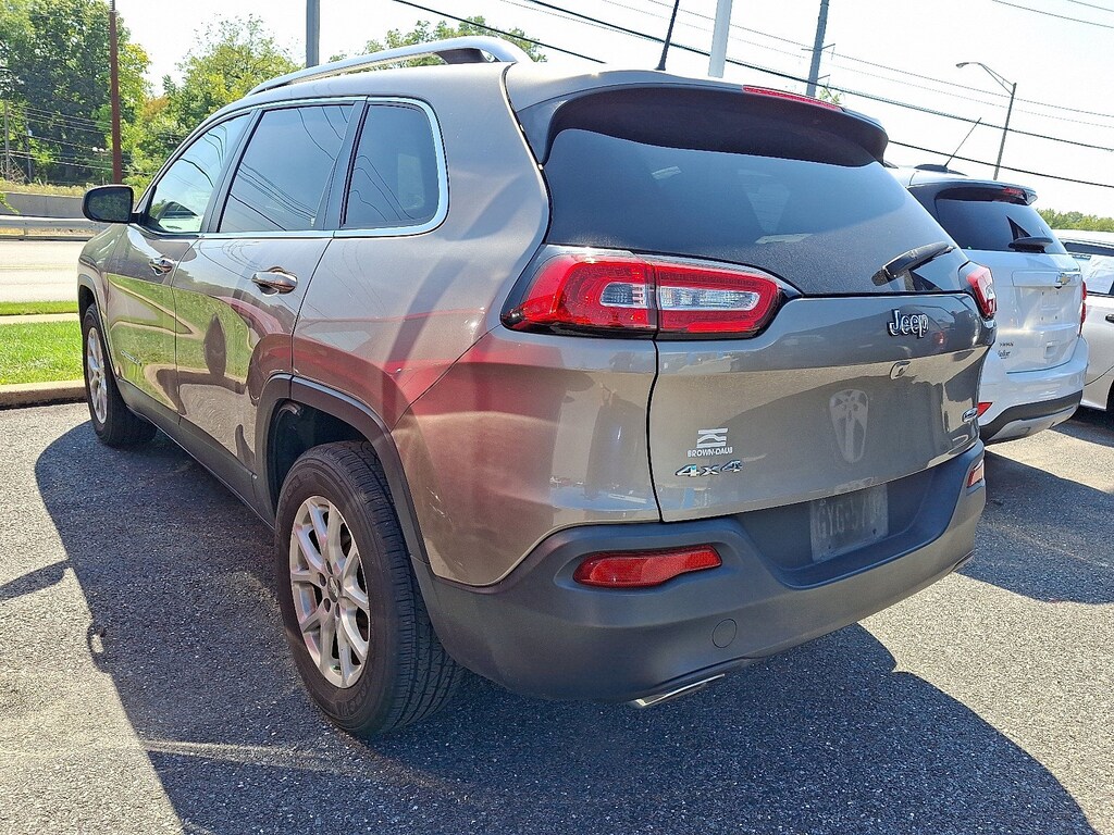 Certified 2017 Jeep Cherokee Latitude SUV