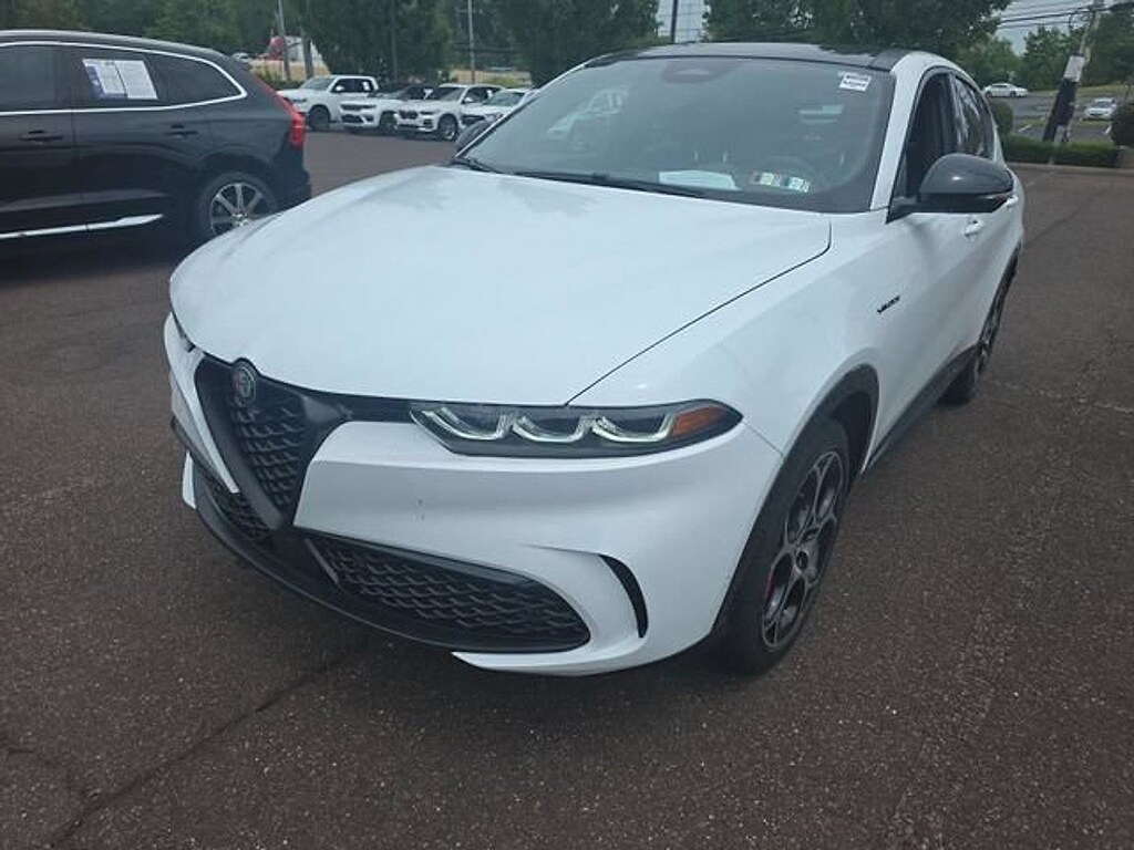 Used 2024 Alfa Romeo Tonale Veloce SUV
