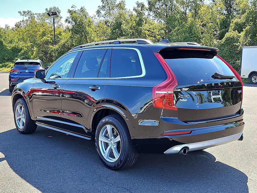 Used 2019 Volvo XC90 Momentum SUV
