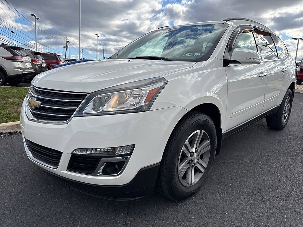 Used 2015 Chevrolet Traverse LT SUV