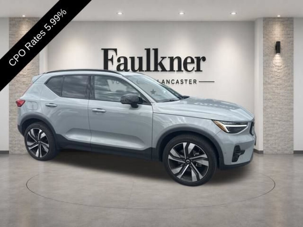 Certified 2024 Volvo XC40 Plus Dark Theme SUV