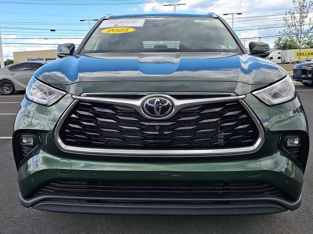 Certified 2025 Toyota Highlander Limited SUV