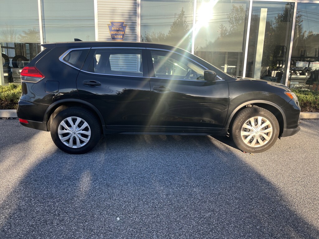 Used 2017 Nissan Rogue S SUV