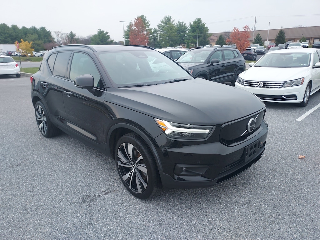 Used 2021 Volvo XC40 P8 SUV
