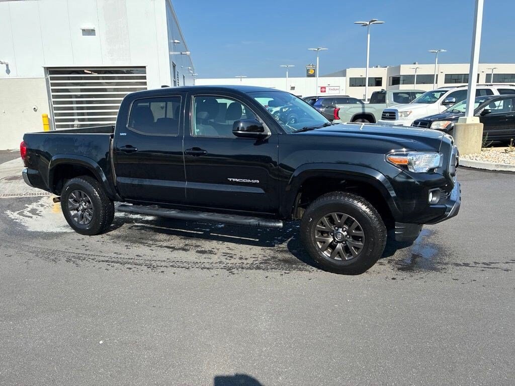 Certified 2023 Toyota Tacoma 4WD SR5 Truck Double Cab