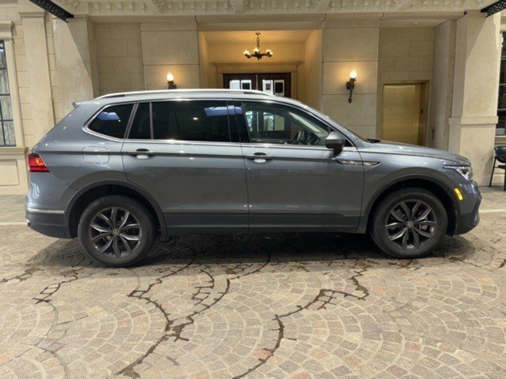 Used 2023 Volkswagen Tiguan SE SUV