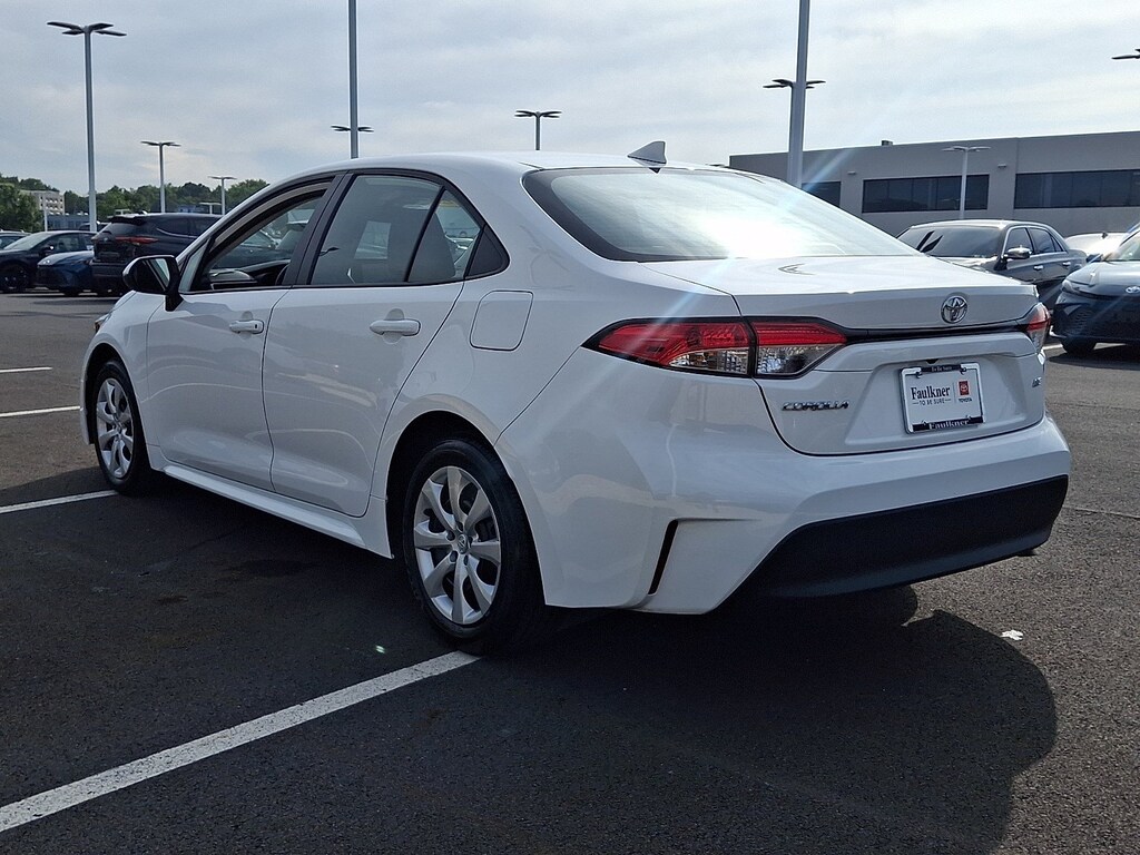 Certified 2025 Toyota Corolla LE Sedan