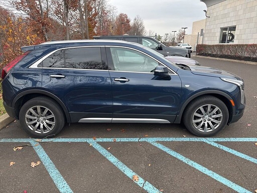 Used 2021 Cadillac XT4 AWD Premium Luxury SUV