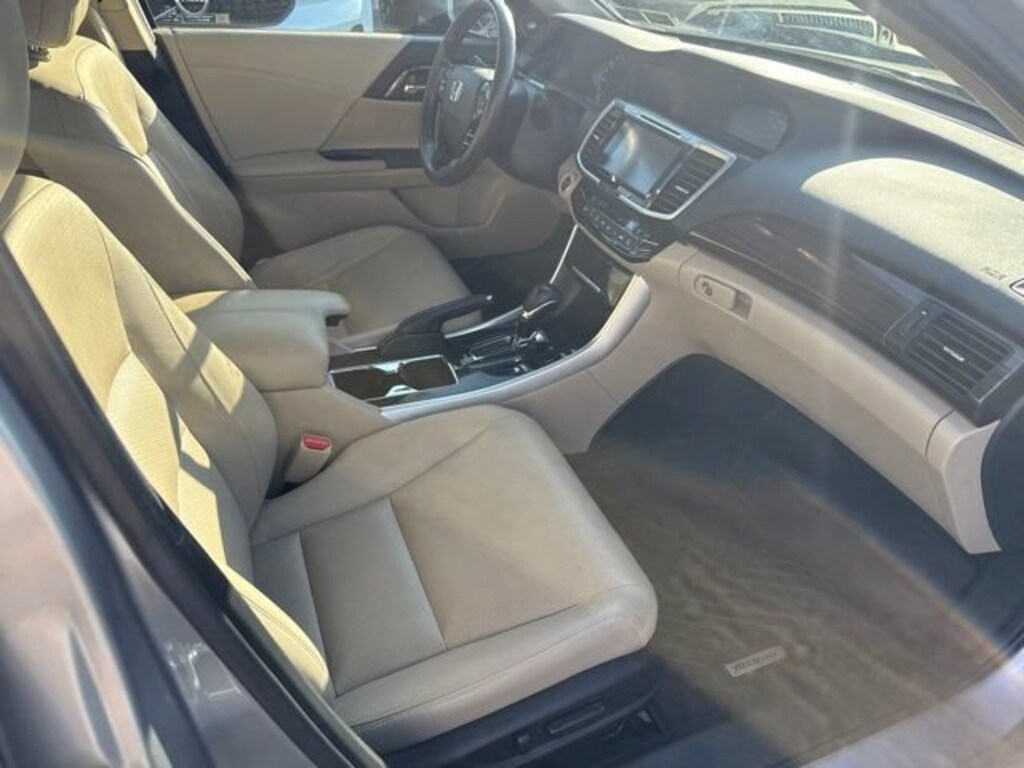 Used 2017 Honda Accord Hybrid Touring Sedan