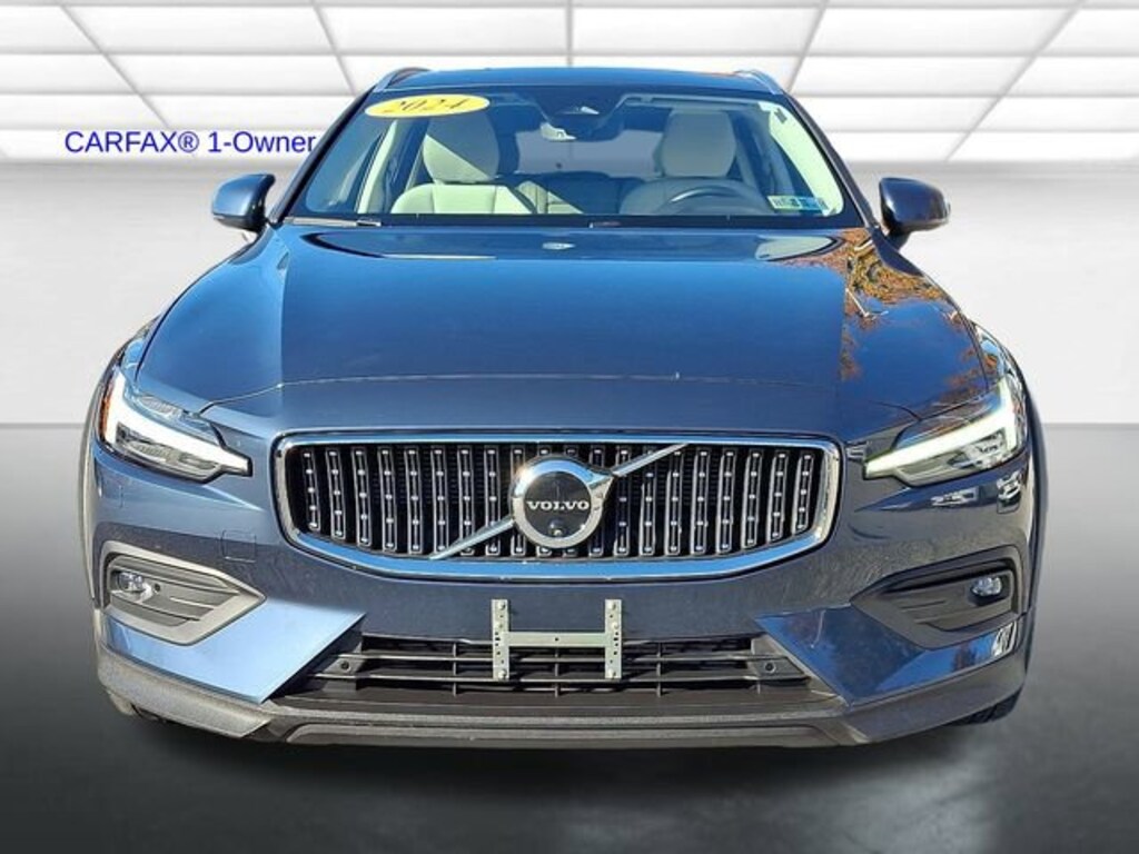 Certified 2024 Volvo V60 Cross Country Plus Wagon