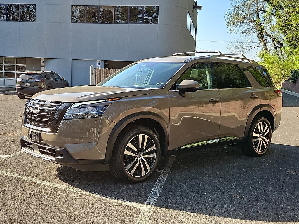 Certified 2023 Nissan Pathfinder Platinum SUV