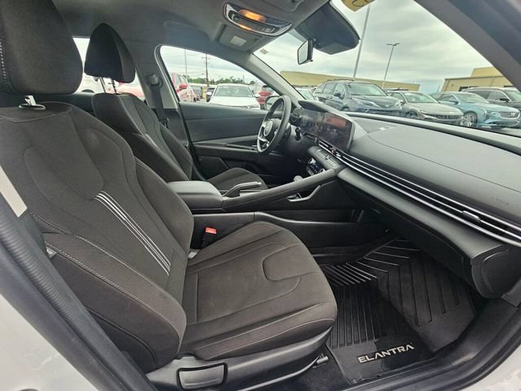 Certified 2024 Hyundai Elantra SEL Sedan