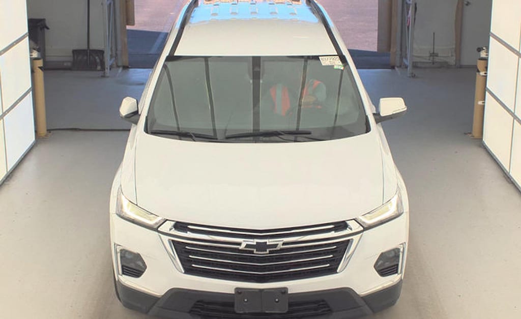 Certified 2023 Chevrolet Traverse LT Cloth SUV