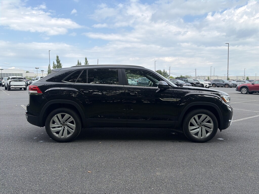 Certified 2023 Volkswagen Atlas Cross Sport 2.0T SE w/Technology SUV