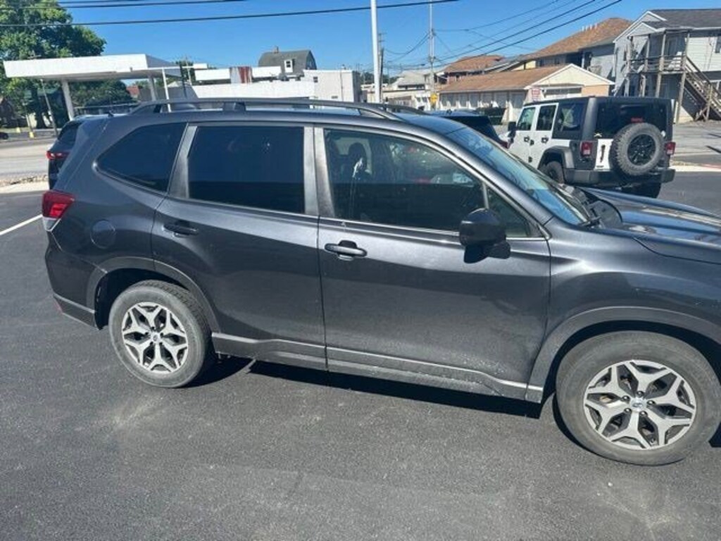 Used 2019 Subaru Forester Premium SUV