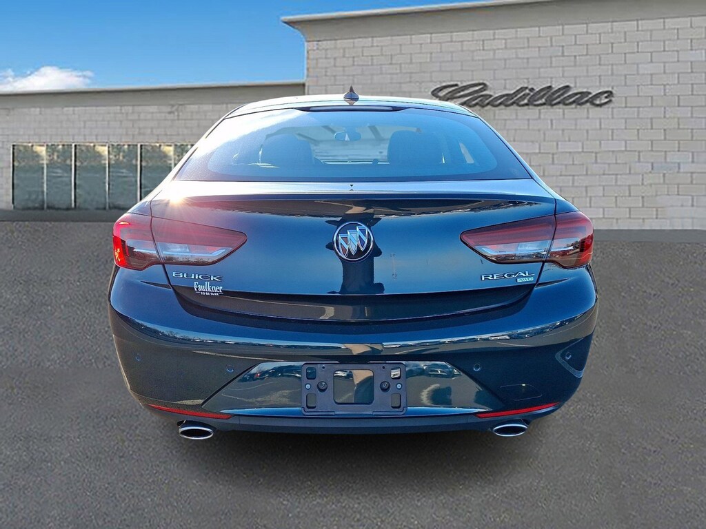 Used 2018 Buick Regal Sportback Essence Hatchback