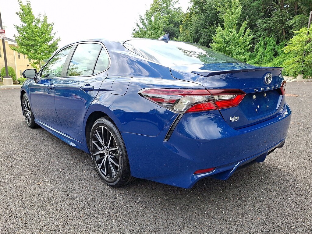 Used 2024 Toyota Camry SE Sedan