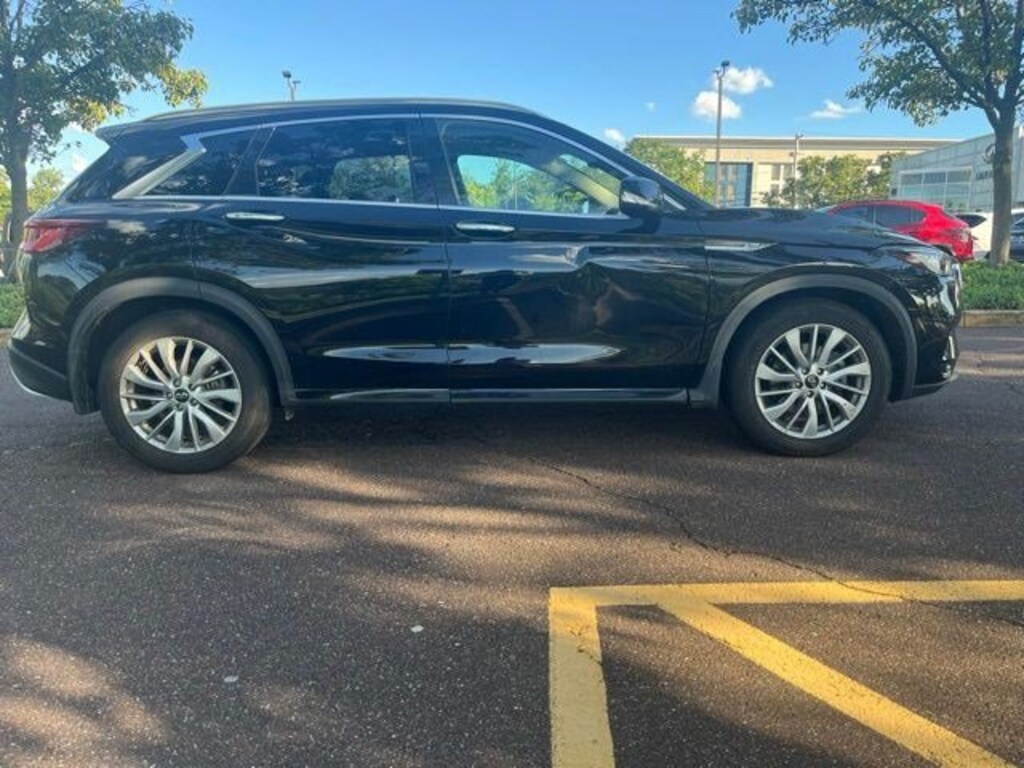 Certified 2023 INFINITI QX50 LUXE SUV
