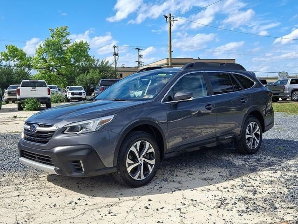 Used 2022 Subaru Outback Limited SUV