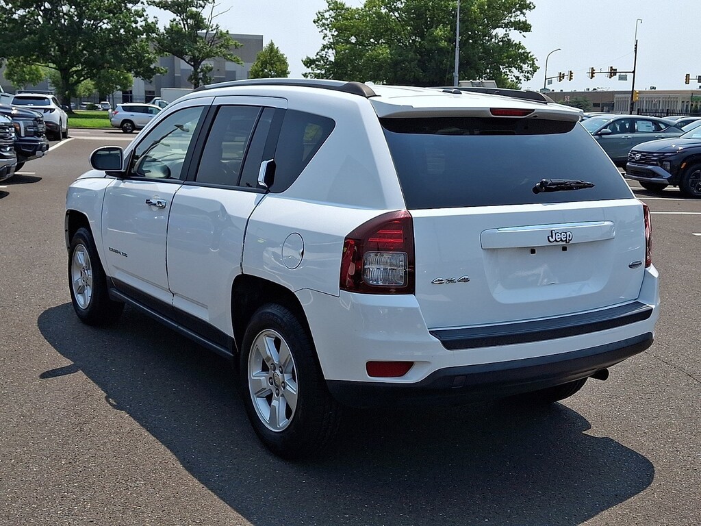 Used 2017 Jeep Compass Latitude SUV