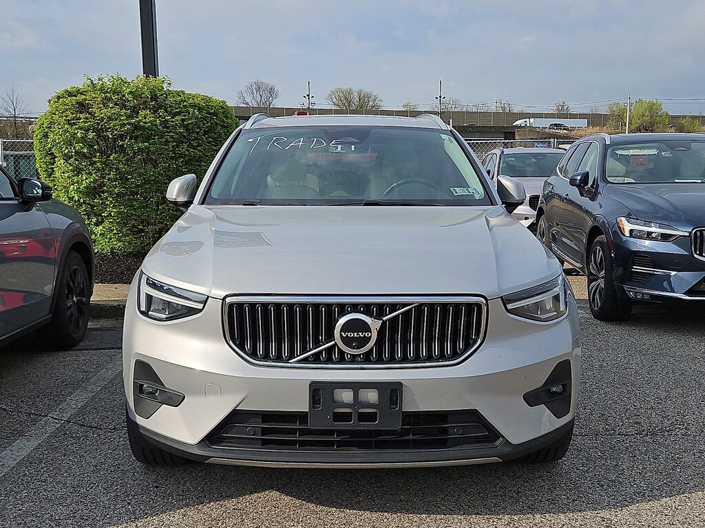 Certified 2023 Volvo XC40 Plus Bright Theme SUV