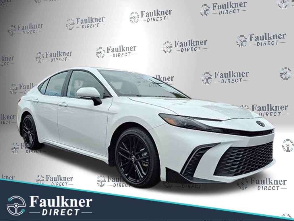 Used 2025 Toyota Camry SE Sedan
